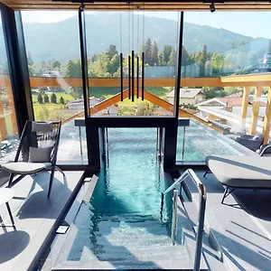 Der Walzl 4*, Lans Austria