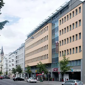 Western Amedia Bécs