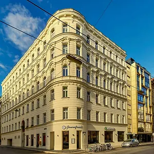 Hotel H+, Vienna